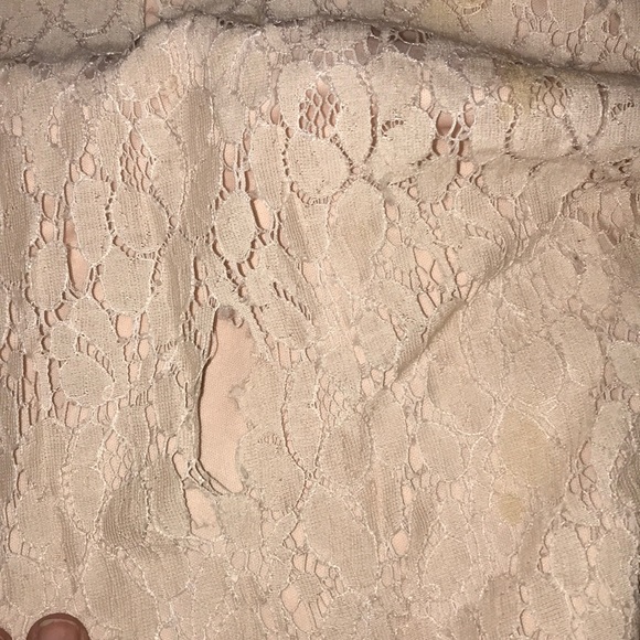 💓Forever 21 lace skirt 💓 - Picture 3 of 4